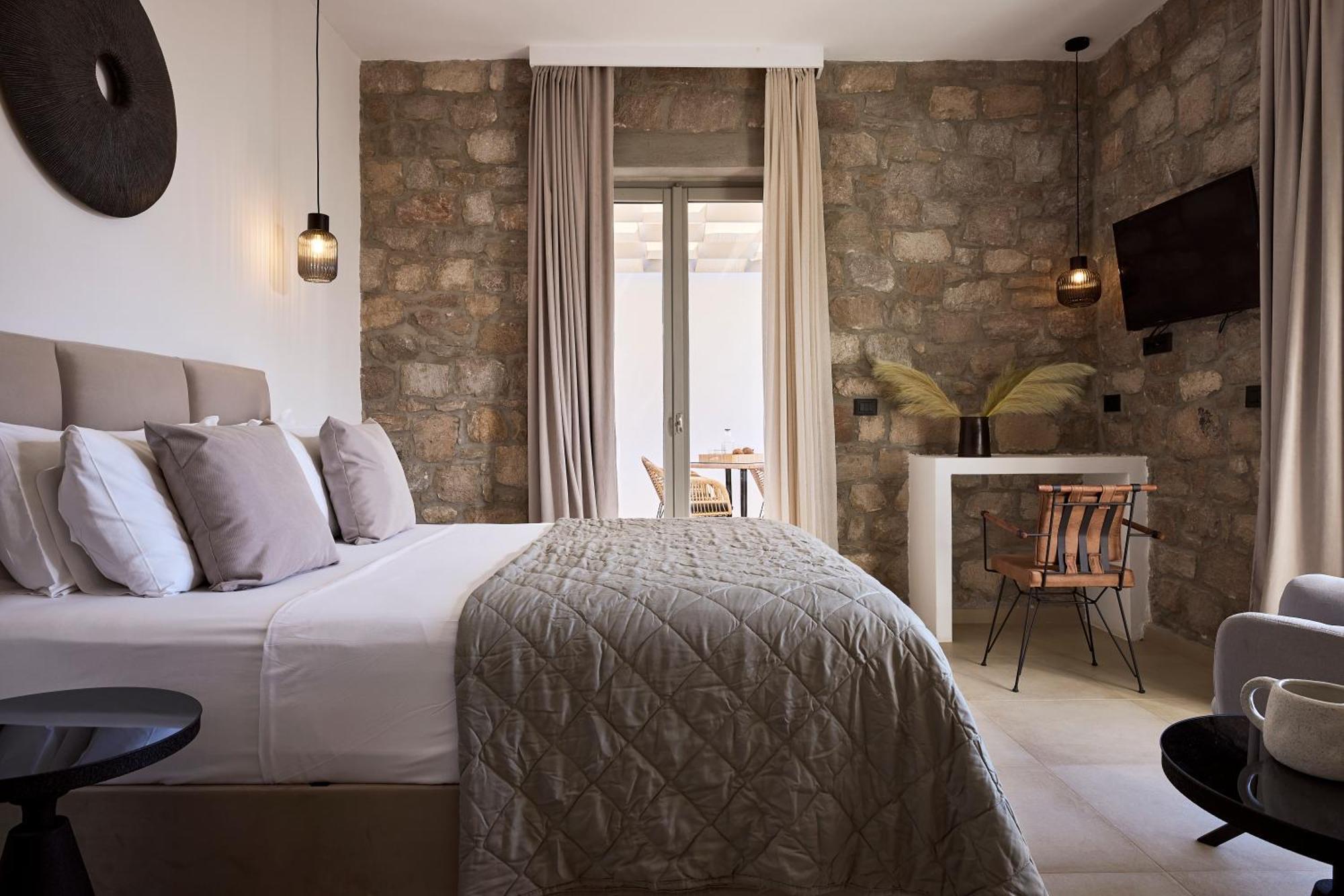 Kedros Milos Suites Adamantas  Quarto foto