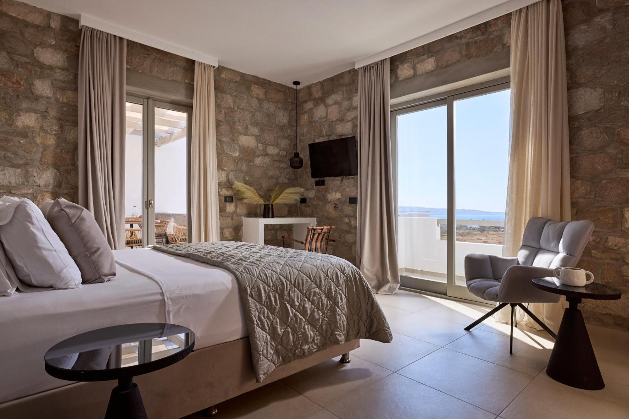 Kedros Milos Suites Adamantas  Quarto foto